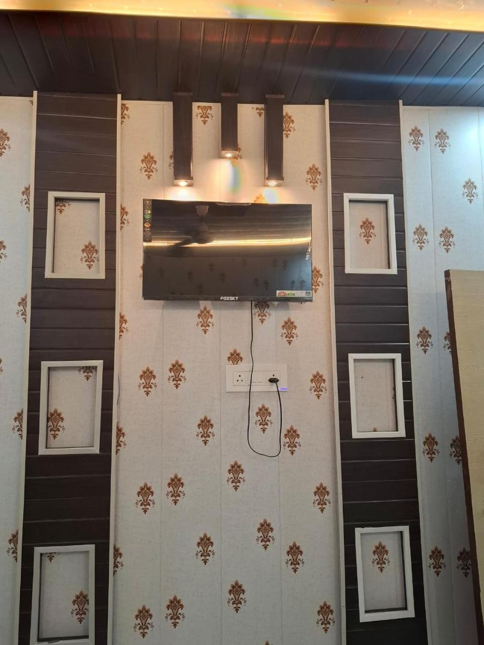Hotel Sgh Subhadra Guest House Ayodhya Kültér fotó
